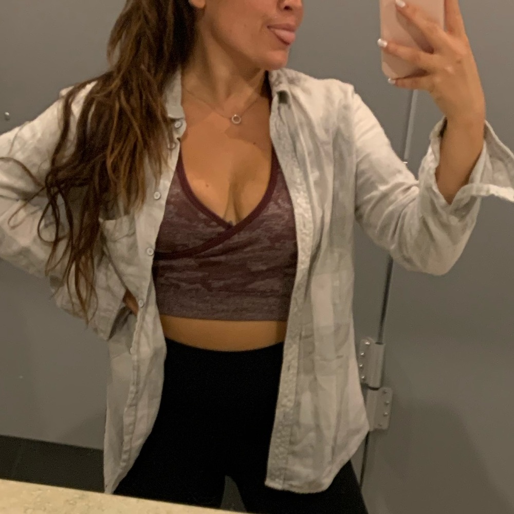 Gym shark sports bra